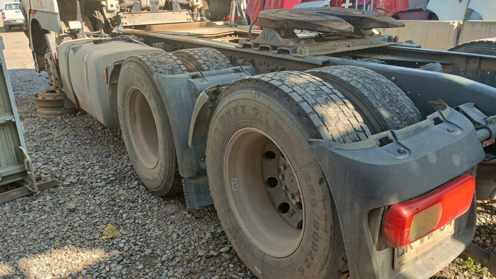 ESTANQUE ACUMULADOR DE AIRE DAF XF105FTT.460 2014  USADO  EN DESARME